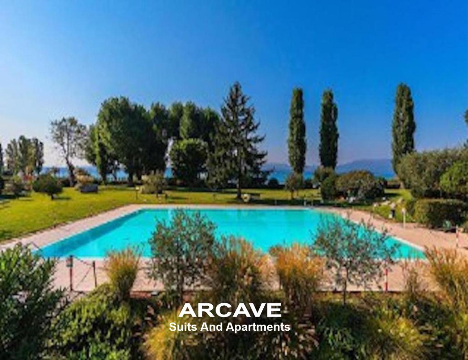 Marilyn Arpa Apartment Sirmione Exteriör bild